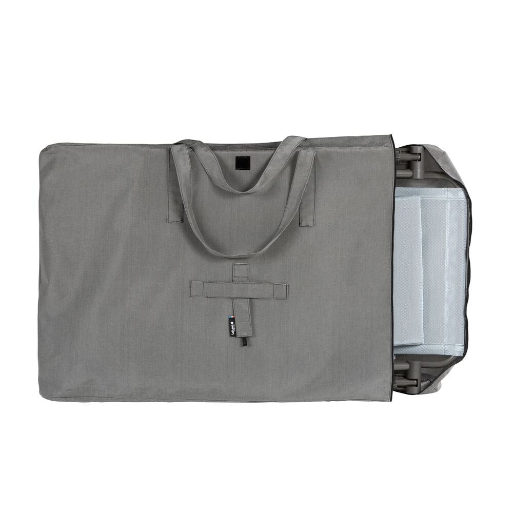 LAFUMA Transporttasche anthrazit 69x102x17 cm in Anthrazit, Grau präsentiert im Onlineshop von KAQTU Design AG. Gartenmöbelabdeckung ist von LAFUMA