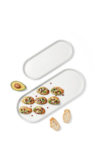 BLIM PLUS Tablett Minerva L arctic white 51x20.5 cm in Arctic white, Weiss präsentiert im Onlineshop von KAQTU Design AG. Tablett ist von BLIMPLUS