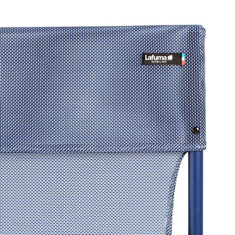 LAFUMA Klappsessel Balcony CB indigo in Indigo, Blau präsentiert im Onlineshop von KAQTU Design AG. Gartenstuhl mit Armlehnen ist von LAFUMA