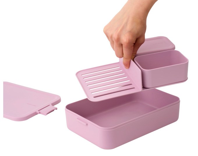 Lilac pink Lunchbox Bento Make & Take von BRABANTIA aus Kunststoff mit zwei Fächern, Trennwand und Klippverschluss-Deckel, Ansicht von oben.