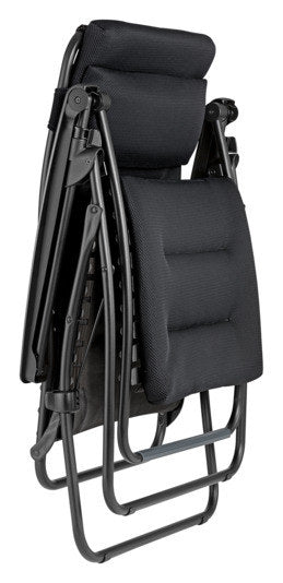 LAFUMA Relaxsessel Relax 603 in Acier/Grau mit schwarzem Stahlgestell, dreilagigem AirComfort-Bezug, verstellbarer Kopfstütze und Armlehnen aus Polypropylen.