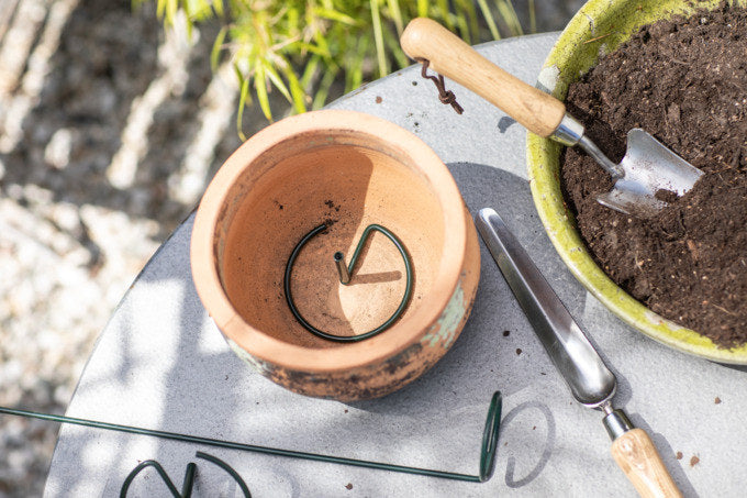 WINDHAGER Stützhilfe für Pflanztöpfe grün 15 cm in Grün präsentiert im Onlineshop von KAQTU Design AG. Gartenutensilien ist von WINDHAGER