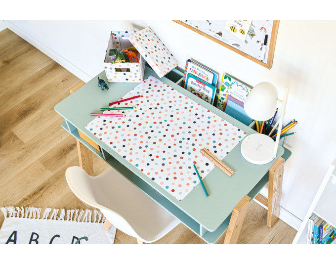 ZELLER Schreibtischunterlage Dots 60x45 cm in Weiss, Dekoriert präsentiert im Onlineshop von KAQTU Design AG. Bürozubehör ist von ZELLER PRESENT