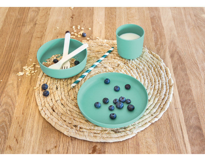 ZELLER Kinder-Geschirr-Set 5-teilig salbei in Salbei, Grün präsentiert im Onlineshop von KAQTU Design AG. Kinderbesteck ist von ZELLER PRESENT