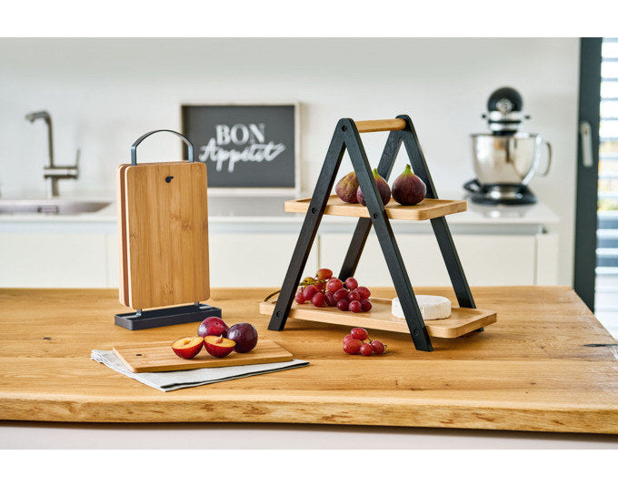 ZELLER Brettchenständer-Set 5-teilig Bambus/Metall 16x6.5x30 cm in Natur, Braun, Schwarz präsentiert im Onlineshop von KAQTU Design AG. Schneidbrett ist von ZELLER PRESENT