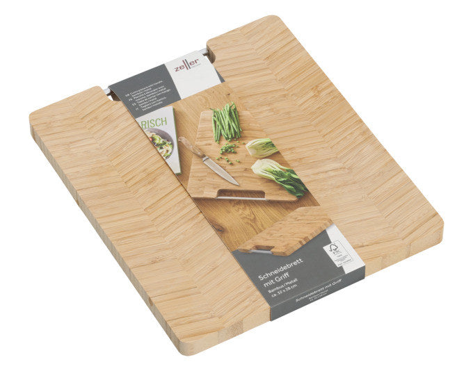 ZELLER Schneidbrett Fischgrät Bambus mit Metallgriff 32x28x2 cm in Natur, Braun, Silber präsentiert im Onlineshop von KAQTU Design AG. Schneidbrett ist von ZELLER PRESENT