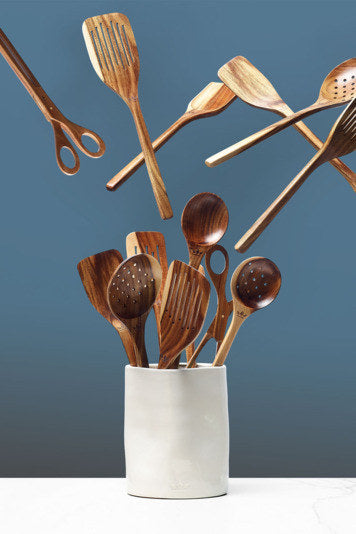 DUTCHDELUXES Holz-Utensilien im Set 8 Stk. in Holzoptik, Braun präsentiert im Onlineshop von KAQTU Design AG. Küchenhelfer ist von DUTCHDELUXES