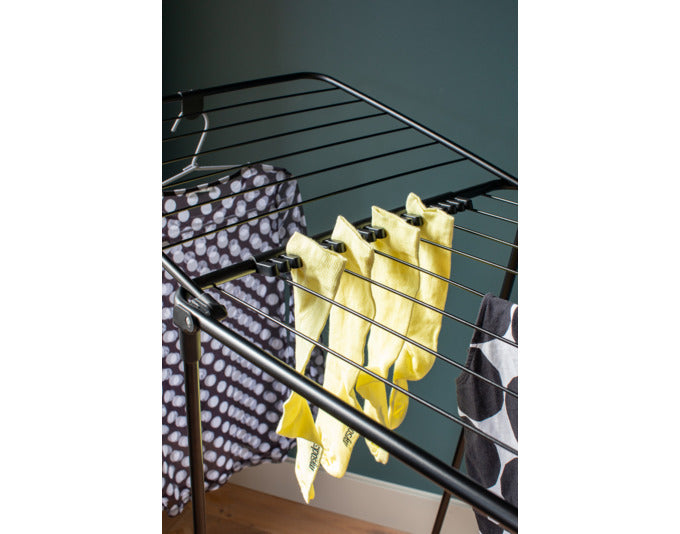 BRABANTIA Wäschetrockner HangOn 22 m black matt in präsentiert im Onlineshop von KAQTU Design AG. Wäscheständer ist von BRABANTIA