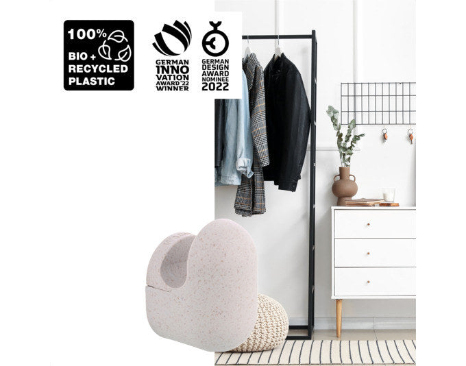 WAGNER Wandhaken Pill Klein hellgrau Inkl. Schrauben+Dübel in präsentiert im Onlineshop von KAQTU Design AG. Kleiderhaken ist von WAGNER