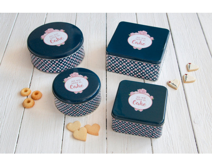 STÄDTER Gebäckdose All you need is Cake ø 16.5x8 cm bunt rund in Bunt präsentiert im Onlineshop von KAQTU Design AG. Aufbewahrungsdose ist von STÄDTER