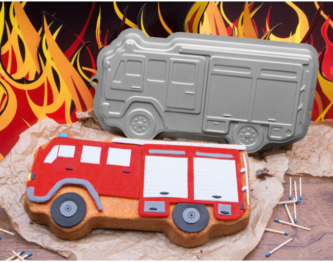 STÄDTER Motivbackform Benny das Feuerwehrauto 33x17x4 cm in präsentiert im Onlineshop von KAQTU Design AG. Backformen ist von STÄDTER