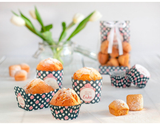 STÄDTER Papierbackförmchen All You Need Is Cake 7x4x4 cm 10er bunt in Bunt präsentiert im Onlineshop von KAQTU Design AG. Backformen ist von STÄDTER