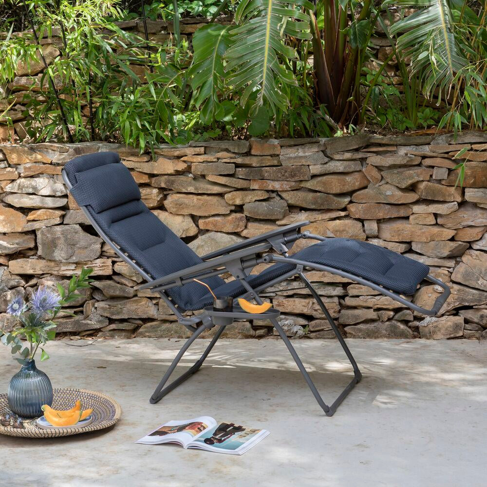 LAFUMA Relaxsessel Futura BeComfort® dark grey Gestell titane in Dark grey, Grau, Titane präsentiert im Onlineshop von KAQTU Design AG. Liegestuhl ist von LAFUMA