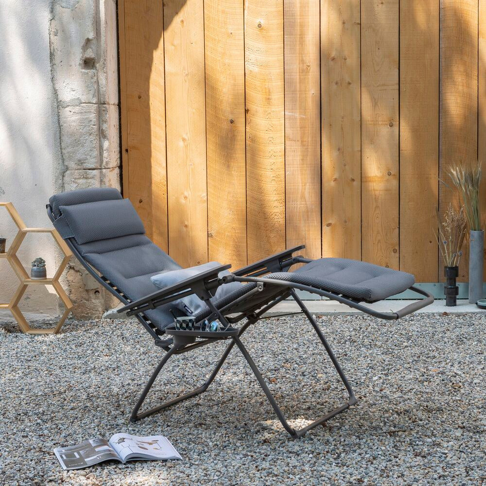 LAFUMA Relaxsessel Futura BeComfort® silver Gestell titane in Silver, Grau, Titane präsentiert im Onlineshop von KAQTU Design AG. Liegestuhl ist von LAFUMA