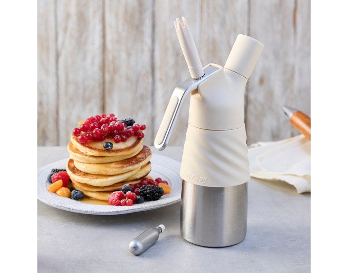 KISAG Whipper Creative 0.25 l weiss in Weiss präsentiert im Onlineshop von KAQTU Design AG. Küchenhelfer ist von KISAG