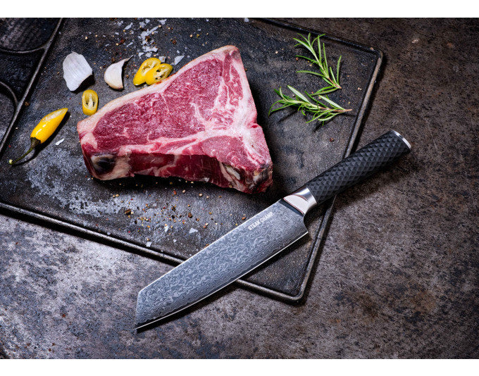 STEAK CHAMP Kochmesser Damast, inkl. Lederholster in Chrom, Silber, Schwarz präsentiert im Onlineshop von KAQTU Design AG. Damastmesser ist von STEAK CHAMP