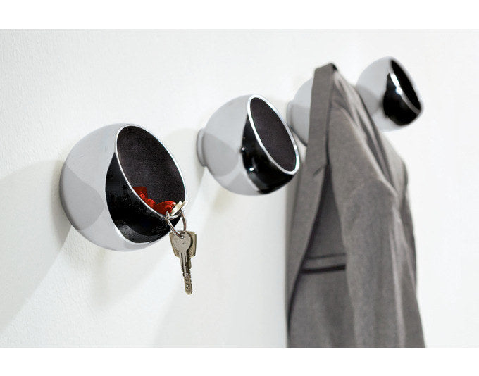 PHILIPPI Garderobenkugel Sphere Aluminium ø 13x12 cm silber in Chrom, Silber präsentiert im Onlineshop von KAQTU Design AG. Kleiderhaken ist von PHILIPPI