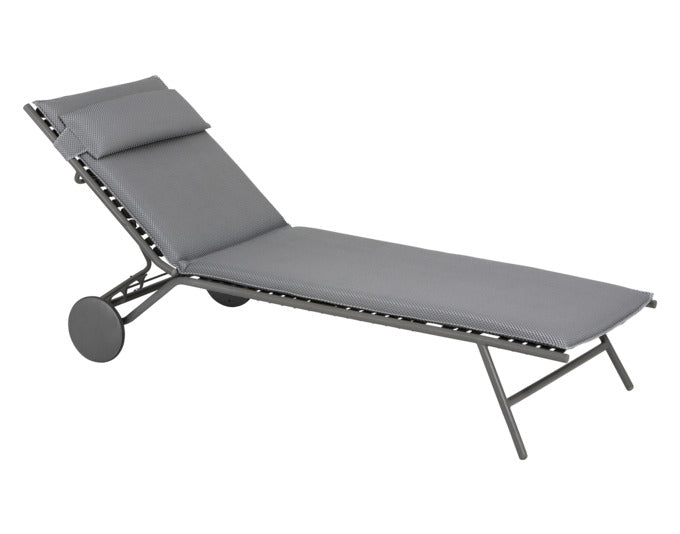 LAFUMA Liege Miami II Becomfort silver in präsentiert im Onlineshop von KAQTU Design AG. Liegestuhl ist von LAFUMA