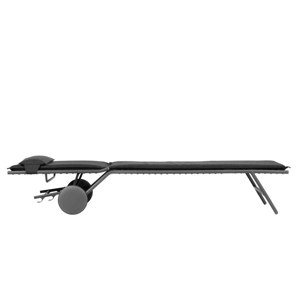 LAFUMA Liege Bayanne II Hedona onyx in Onyx, Schwarz präsentiert im Onlineshop von KAQTU Design AG. Liegestuhl ist von LAFUMA