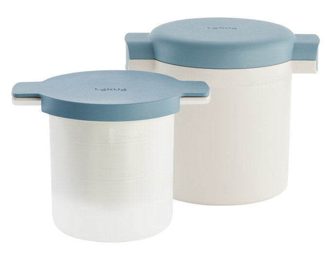 LÉKUÉ Joghurtzubereiter in Weiss, Blau präsentiert im Onlineshop von KAQTU Design AG. Käsezubehör ist von LEKUE