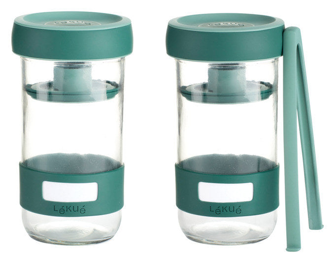 LÉKUÉ Fermentier-Set Veggie 2 Stück 0.7 l in Transparent, Grün präsentiert im Onlineshop von KAQTU Design AG. Einmachgläser ist von LEKUE