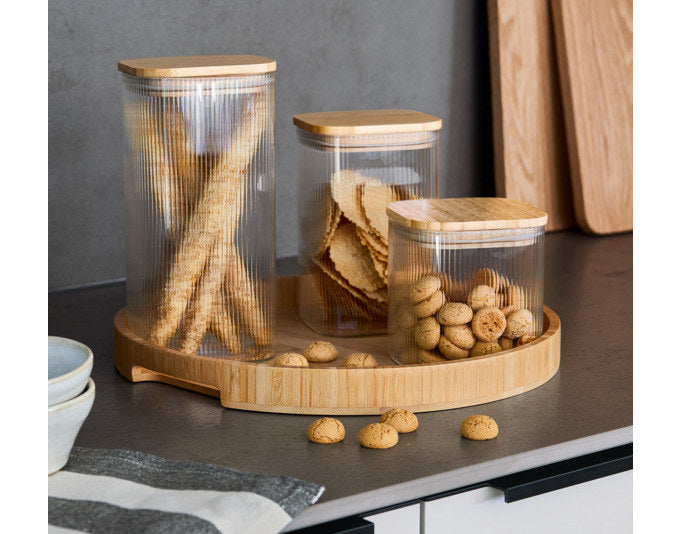 ZELLER Vorratsglas mit Bambusdeckel eckig 1500 ml 10x10x20.5 cm in Transparent präsentiert im Onlineshop von KAQTU Design AG. Vorratsbehälter ist von ZELLER PRESENT