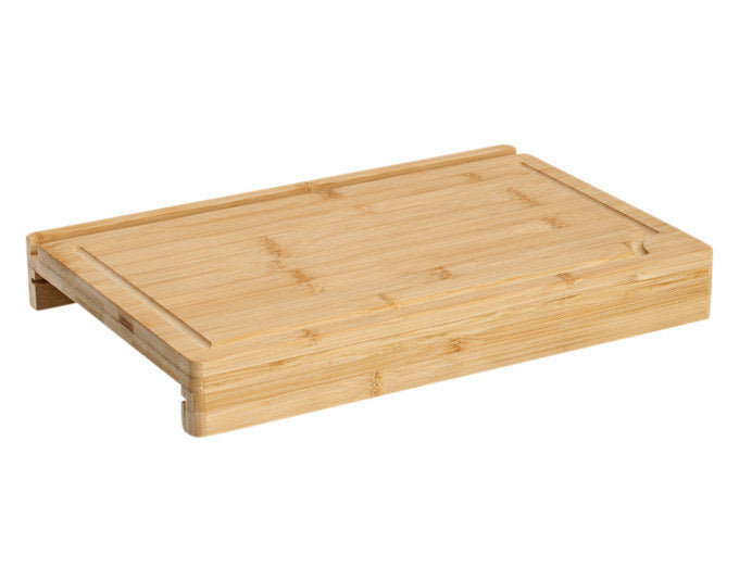 ZELLER Schneidbrett mit Auffangschale und Ipad-Halter Bambus 40x26.5x5.2 cm in Holzoptik, Braun präsentiert im Onlineshop von KAQTU Design AG. Schneidbrett ist von ZELLER PRESENT
