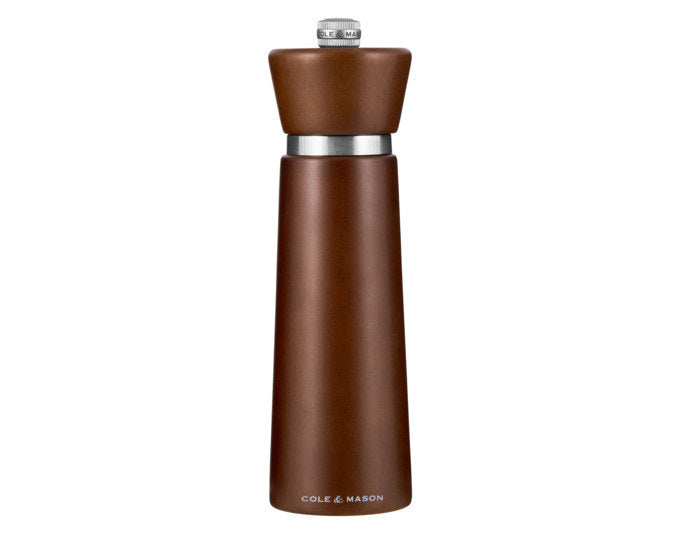COLE&MASON Pfeffermühle Millbank Kastanie 18x5.5x5.5 cm in Holzoptik, Braun präsentiert im Onlineshop von KAQTU Design AG. Salz & Pfeffer ist von COLE & MASON