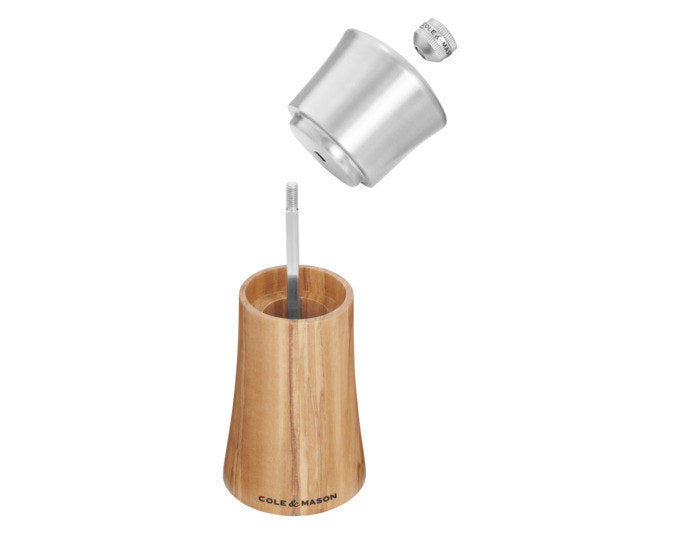 COLE&MASON Salzmühle Bromley Olivenholz 15x6x6 cm in Holzoptik, Braun, Silber präsentiert im Onlineshop von KAQTU Design AG. Salz & Pfeffer ist von COLE & MASON