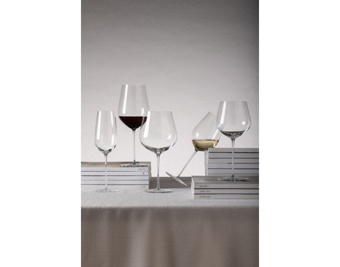 ZWIESEL GLAS Burgunderglas Vuelo 140 2 Stück in Transparent präsentiert im Onlineshop von KAQTU Design AG. Rotweingläser ist von ZWIESEL GLAS