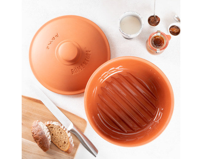 RÖMERTOPF Brottopf rund 4.5 l ø 30x18 cm terracotta in Terracotta, Braun präsentiert im Onlineshop von KAQTU Design AG. Brotkorb ist von RÖMERTOPF