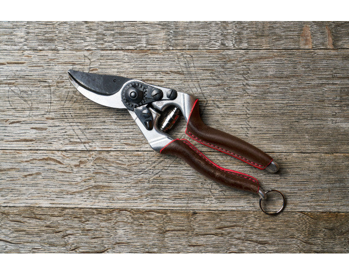 FELCO Baumschere Modell 8 rechts in Braun, Silber präsentiert im Onlineshop von KAQTU Design AG. Gartenscheren ist von FELCO