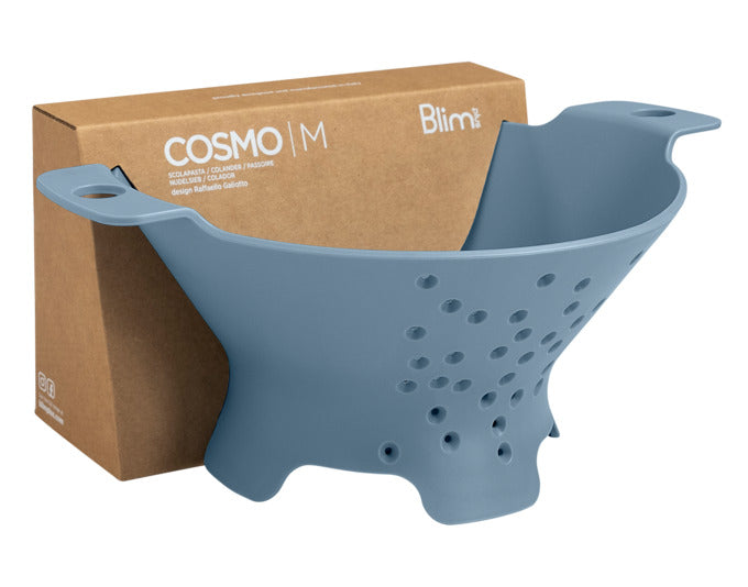 Blaues Abtropfsieb Cosmo von BLIM PLUS, Größe M mit einem Durchmesser von 30 cm, ideal für die Zubereitung von Salaten und Gemüse.