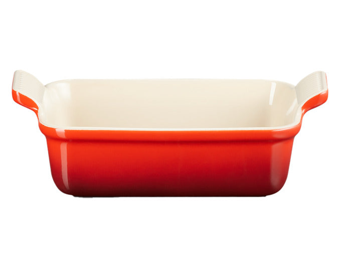 LE CREUSET Auflaufform Tradition kirschrot 19x14 cm 1.1 l in präsentiert im Onlineshop von KAQTU Design AG. Backform / Backblech ist von LE CREUSET