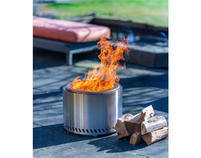 REDFIRE Feuerstelle Volcano XLarge Edelstahl in Edelstahl, Silber präsentiert im Onlineshop von KAQTU Design AG. Feuerschale ist von REDFIRE