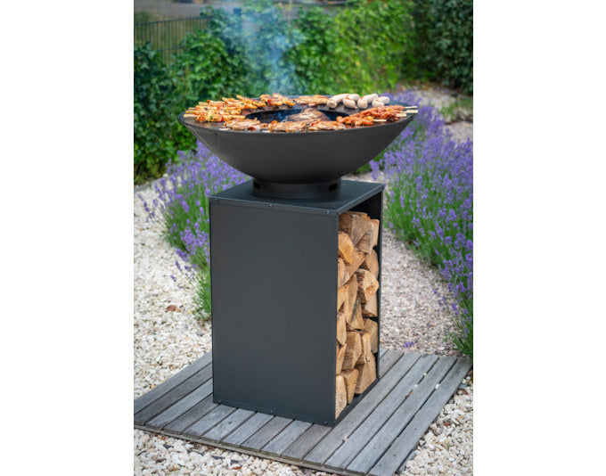 REDFIRE Feuerstelle Onyx Classic mit Abdeckung schwarz 80 cm in Schwarz präsentiert im Onlineshop von KAQTU Design AG. Feuerschale ist von REDFIRE