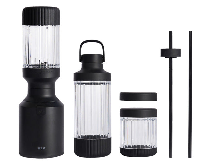 BEAST Blender Mighty 850 Plus carbon schwarz in präsentiert im Onlineshop von KAQTU Design AG. Küchengerät ist von BEAST