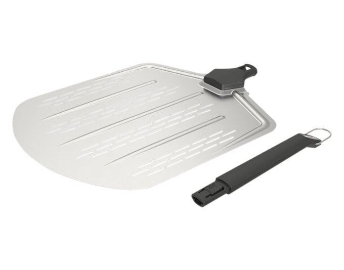 Perforierter Pizzaschieber von WITT mit 36 cm Durchmesser, ideal zum einfachen Servieren und Bewegen von Pizzen im Ofen.