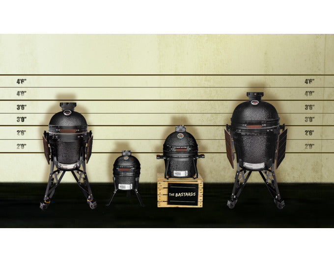 Schwarzer THE BASTARD Grill Classic Large Solo Multilevel im Freien, ideal für vielseitiges Grillen und BBQ-Events.