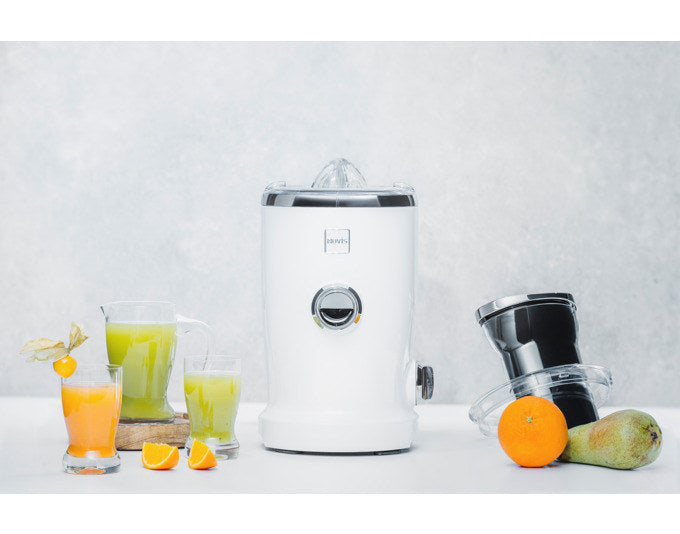 NOVIS Entsafter NewGen SX-3 VitaJuicer weiss in Weiss präsentiert im Onlineshop von KAQTU Design AG. Küchengerät ist von NOVIS