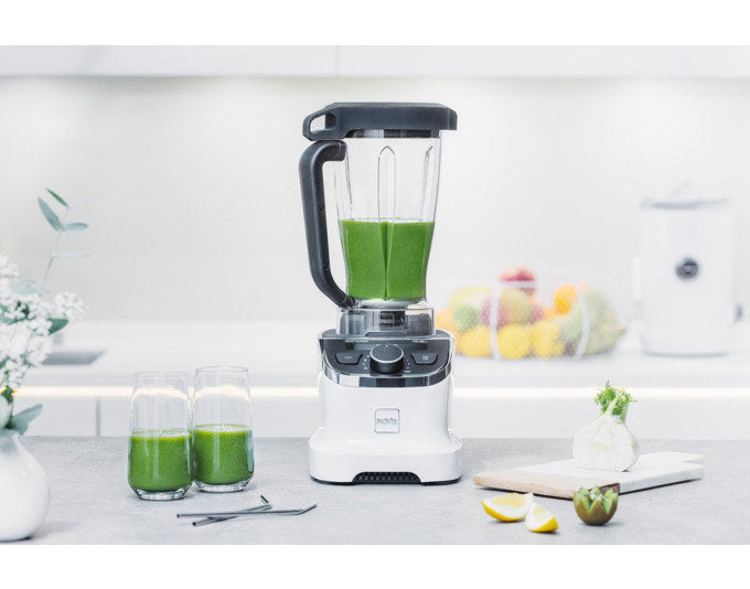 NOVIS Blender Iconic Line ProBlender 880L weiss in Weiss präsentiert im Onlineshop von KAQTU Design AG. Blender ist von NOVIS