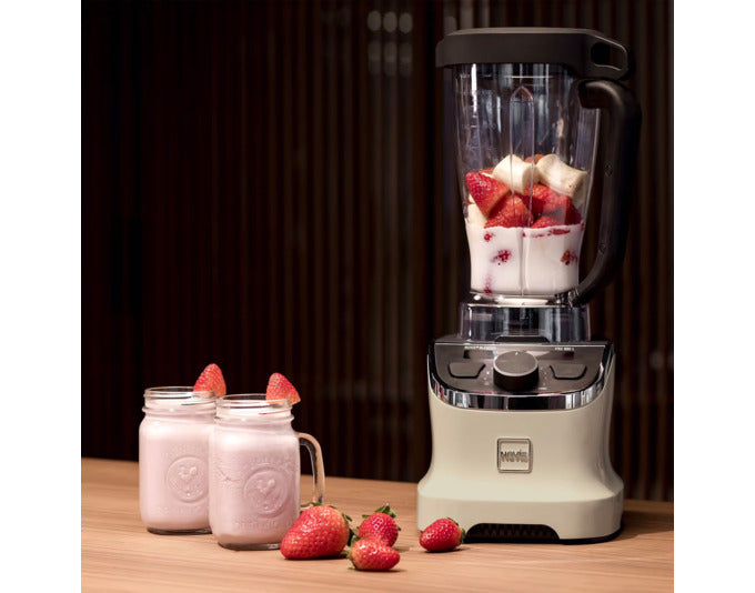 Eleganter NOVIS ProBlender 880L in Cremefarbe, ideal für kreative Küchenabenteuer und gesunde Smoothies.