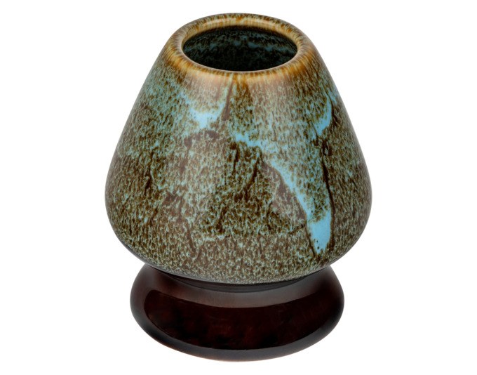 Vierteiliges Matcha Set von BREDEMEIJER mit Keramikschale, Bambusbesen, Bambuslöffel und Besenhalter in den Farben Schwarz, Braun, Blau oder Grün.