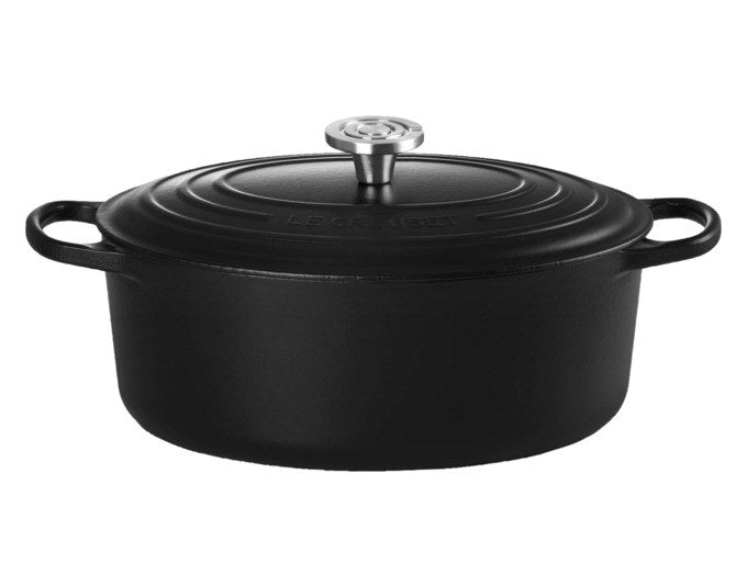 Ovaler schwarzer Bräter Signature Crucible von LE Creuset aus Gusseisen mit Deckel