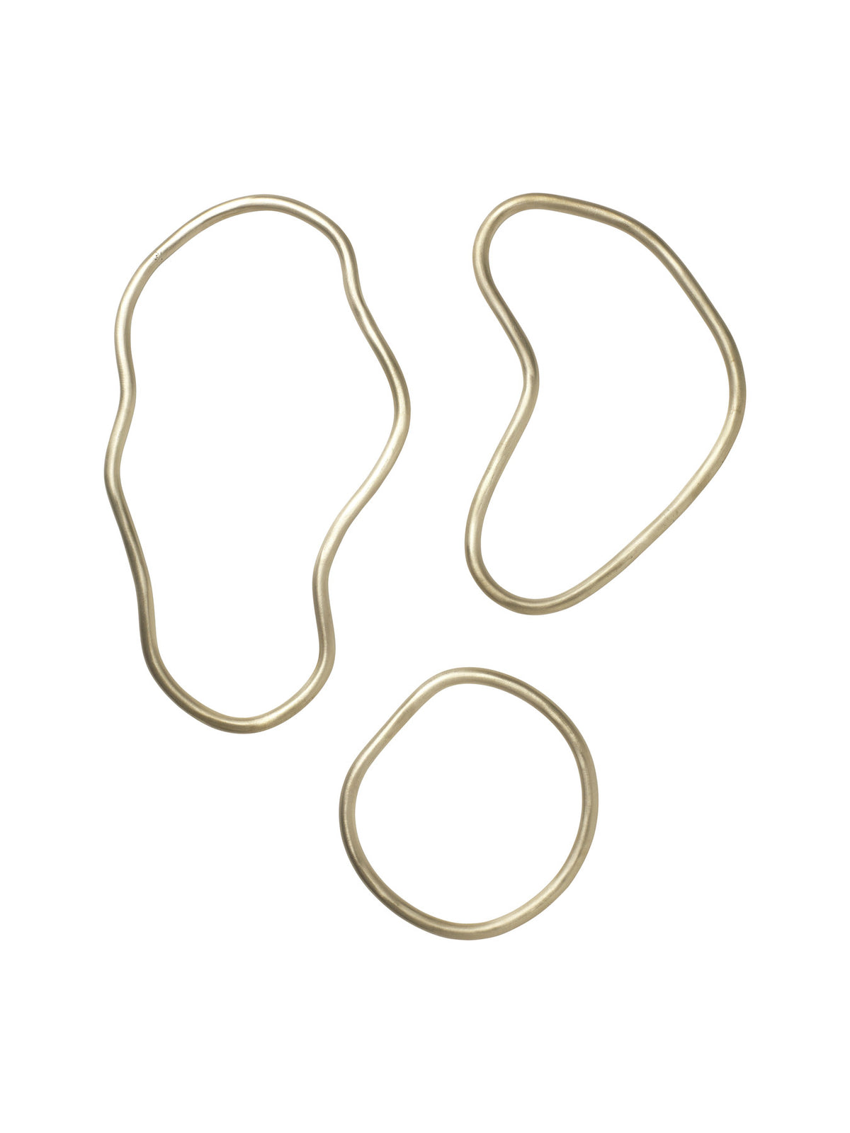 Pond Untersetzer 3er Set in Messing präsentiert im Onlineshop von KAQTU Design AG. Pfannenuntersetzer ist von Ferm Living
