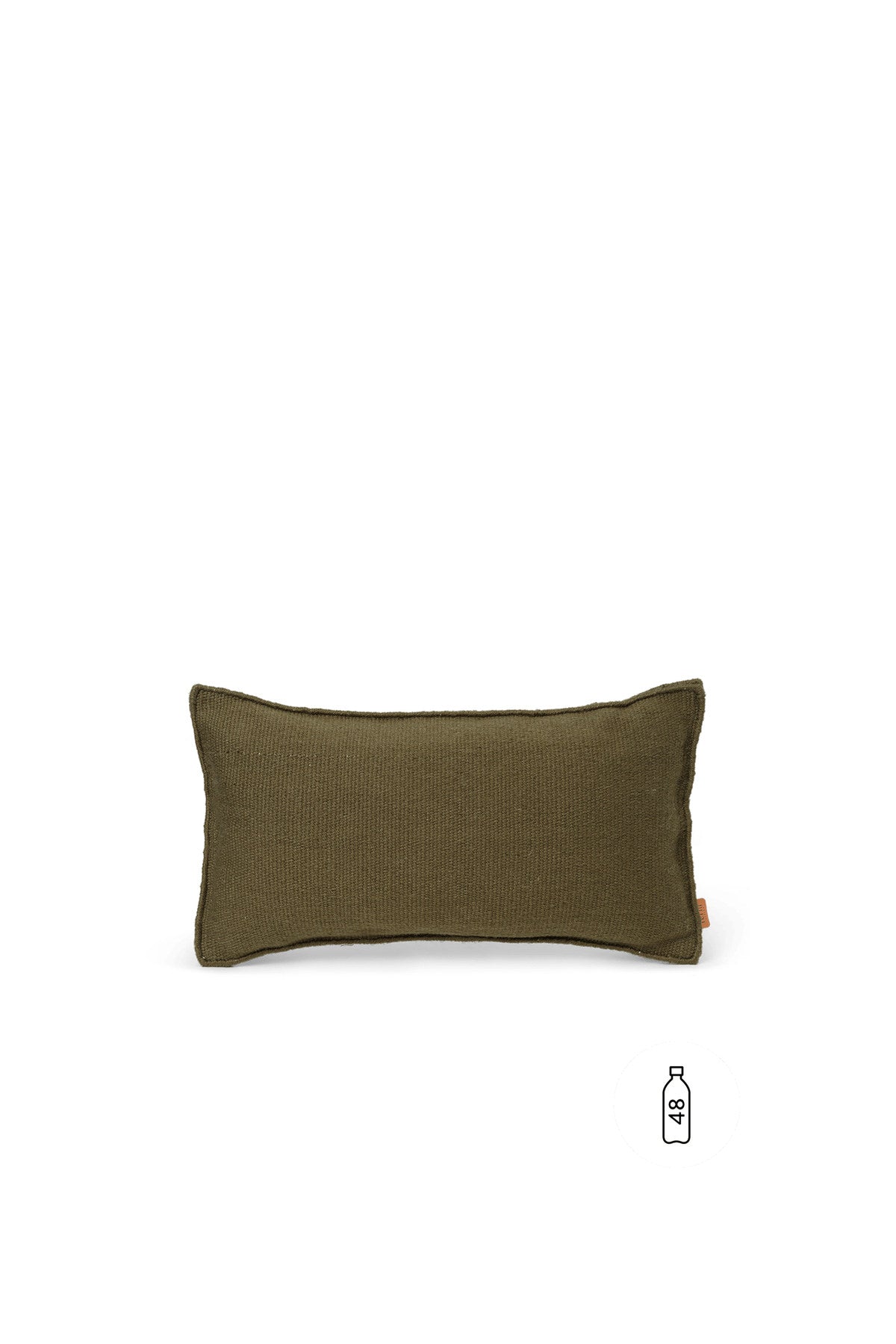 Desert Kissen in Olivegrün präsentiert im Onlineshop von KAQTU Design AG. Gartenkissen ist von Ferm Living