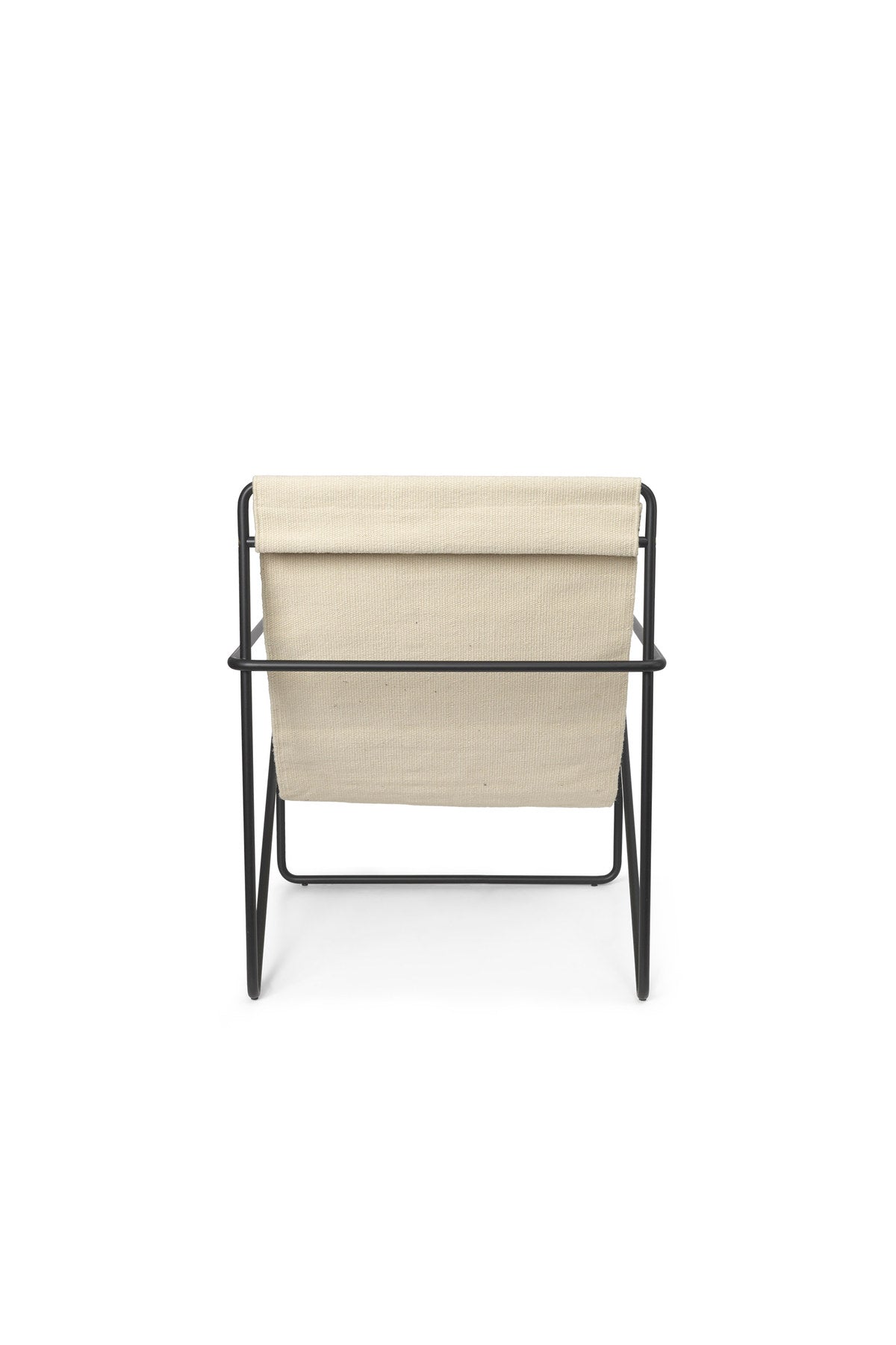 Desert Loungestuhl in Black/Cloud präsentiert im Onlineshop von KAQTU Design AG. Outdoor-Sessel mit Armlehnen ist von Ferm Living