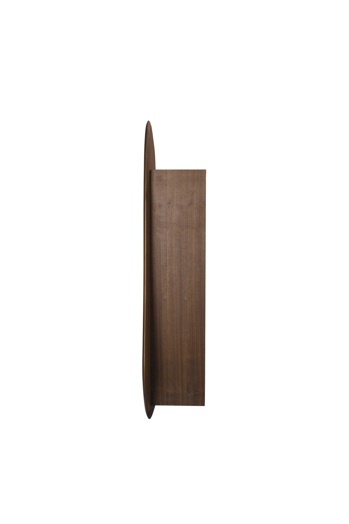Feve Wandschrank in Walnuss präsentiert im Onlineshop von KAQTU Design AG. Wandregal ist von Ferm Living