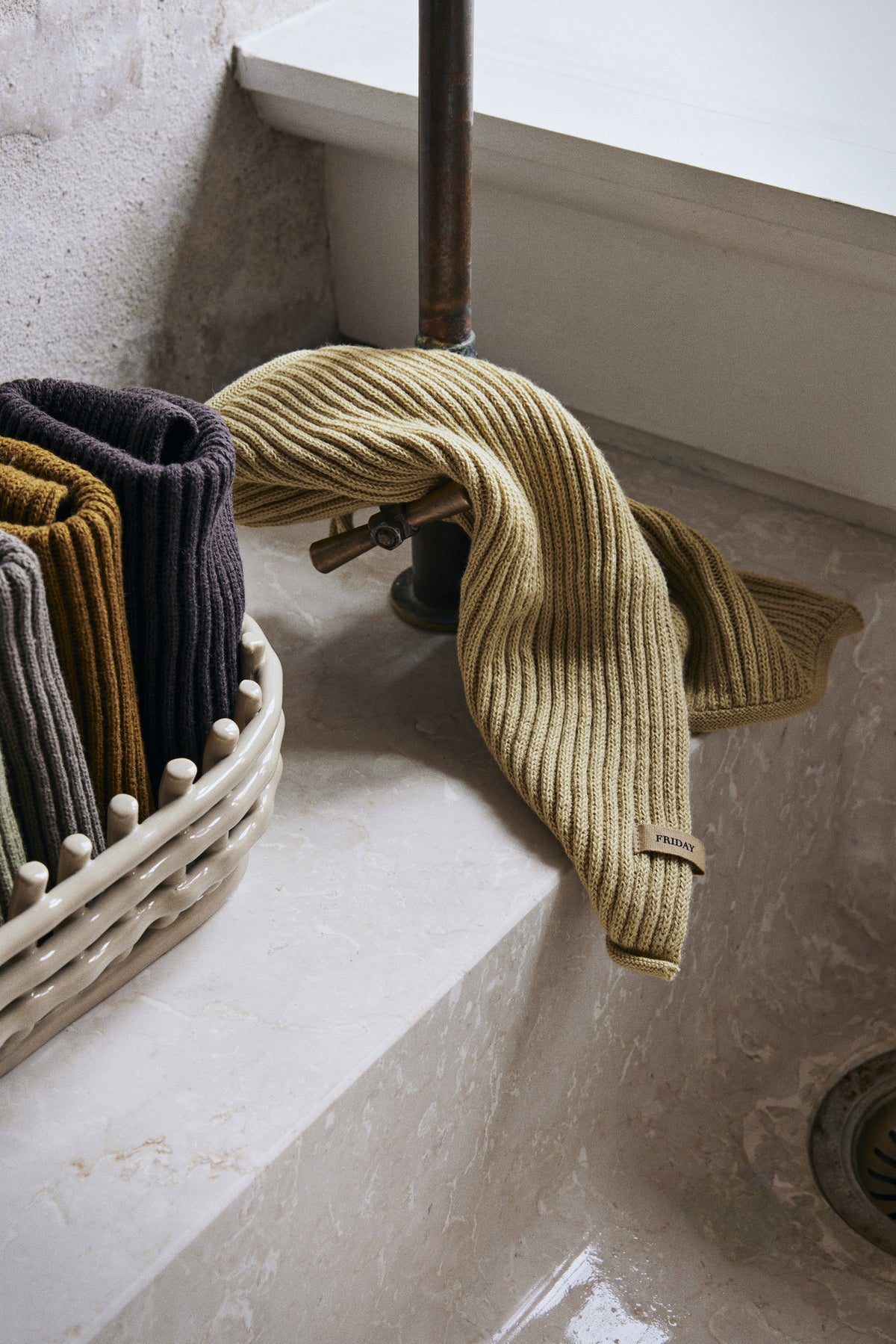 Day Tuch 7er Set in Calm präsentiert im Onlineshop von KAQTU Design AG. Geschirrtuch ist von Ferm Living