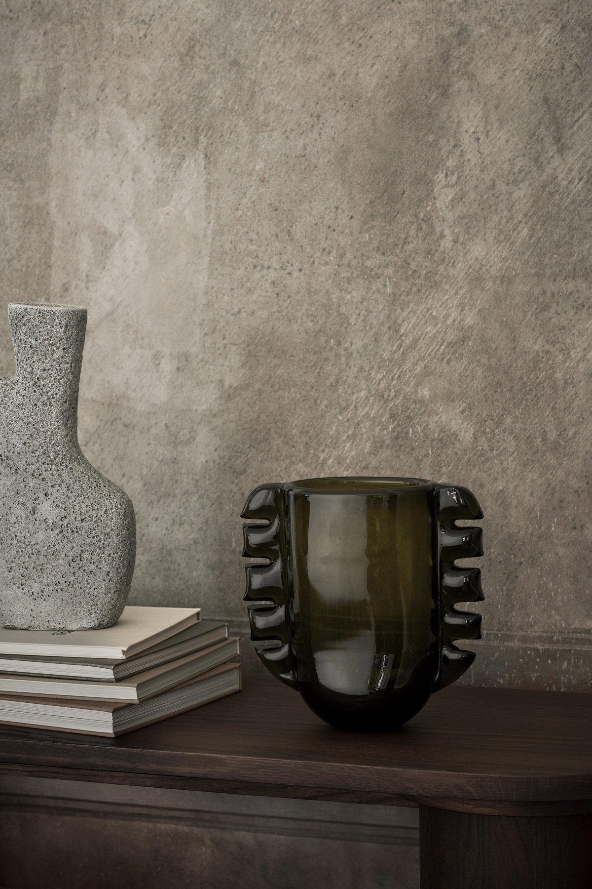 Alas Vase in Moss Green präsentiert im Onlineshop von KAQTU Design AG. Vase ist von Ferm Living